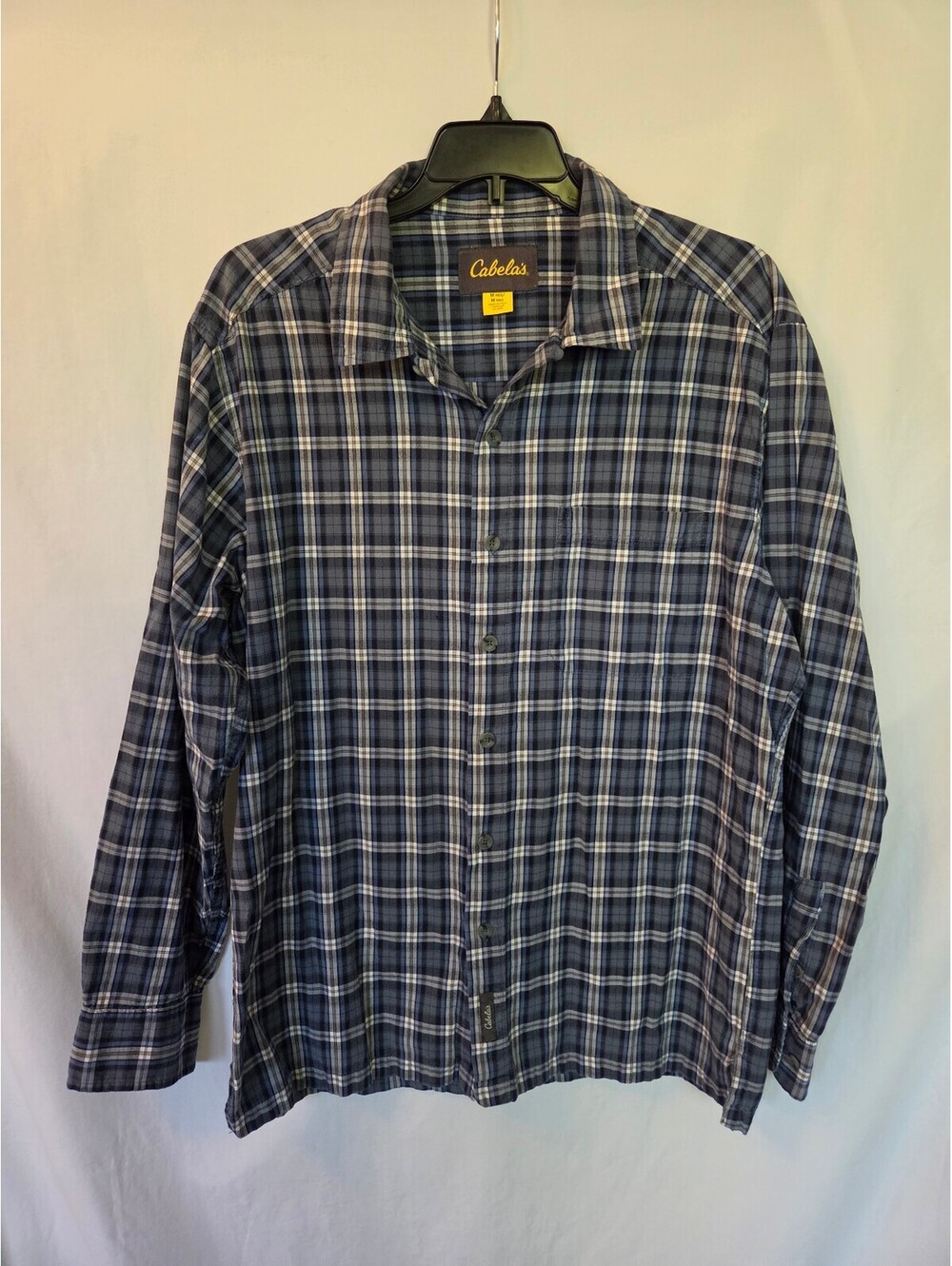Cabela's Men's Medium Regular Blue Plaid Button-Up Shirt 100% Cotton
